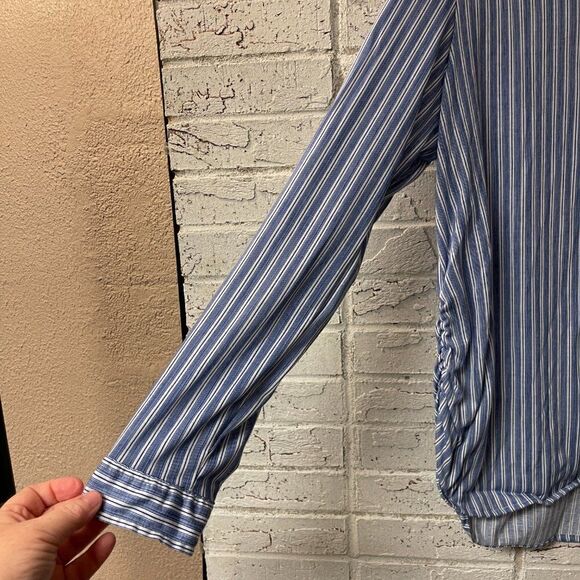 Anthropology Eden & Olivia Maternity Button Down Shirt Blue White XL - Picture 6 of 10